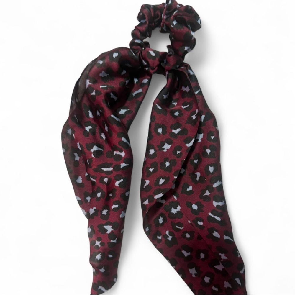 Leopard Print Scrunchie Scarf
